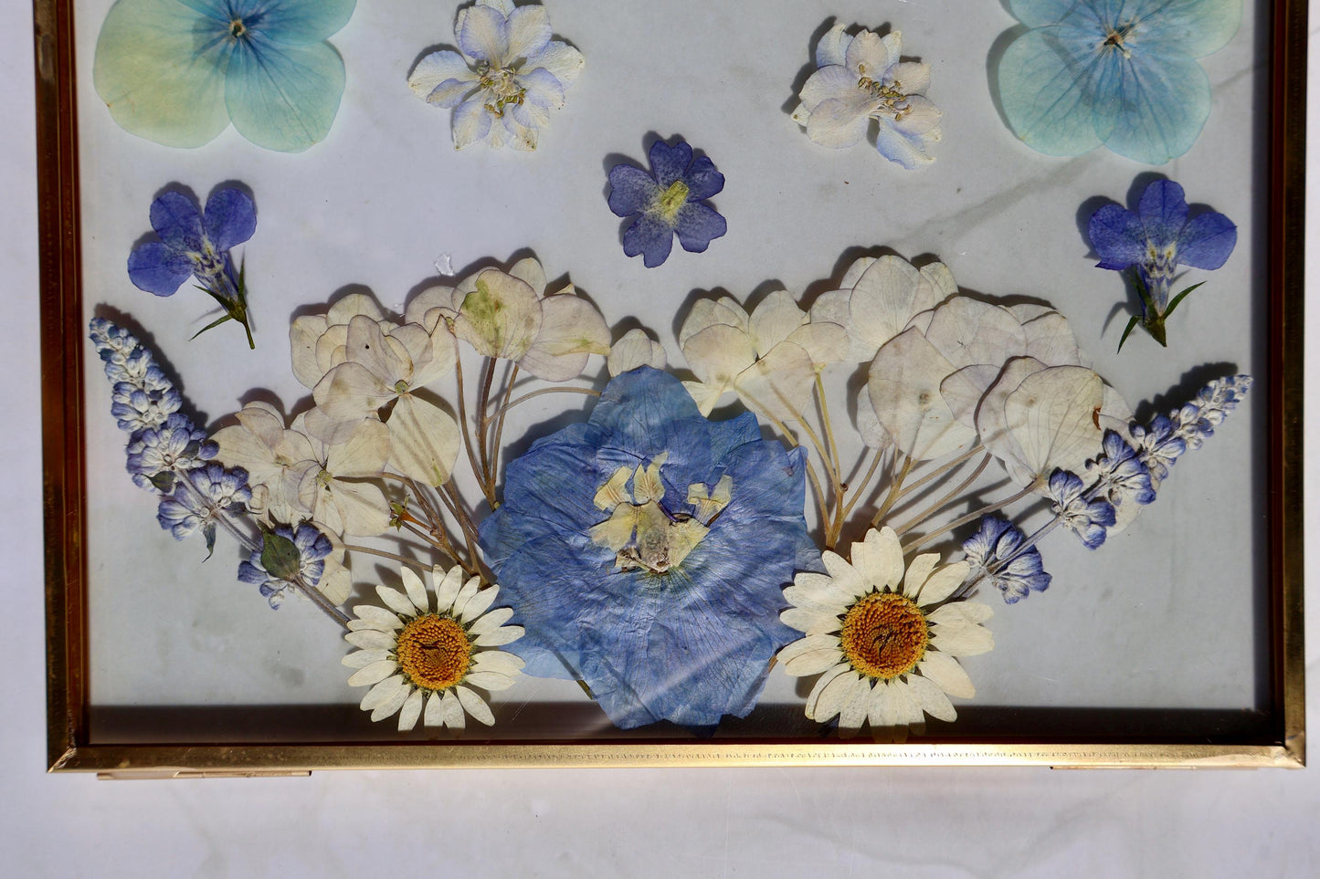 Custom Pressed Flower Polaroid Frame: Botanical Wall Art, Dried Wildflower Decor, Floral Gifts