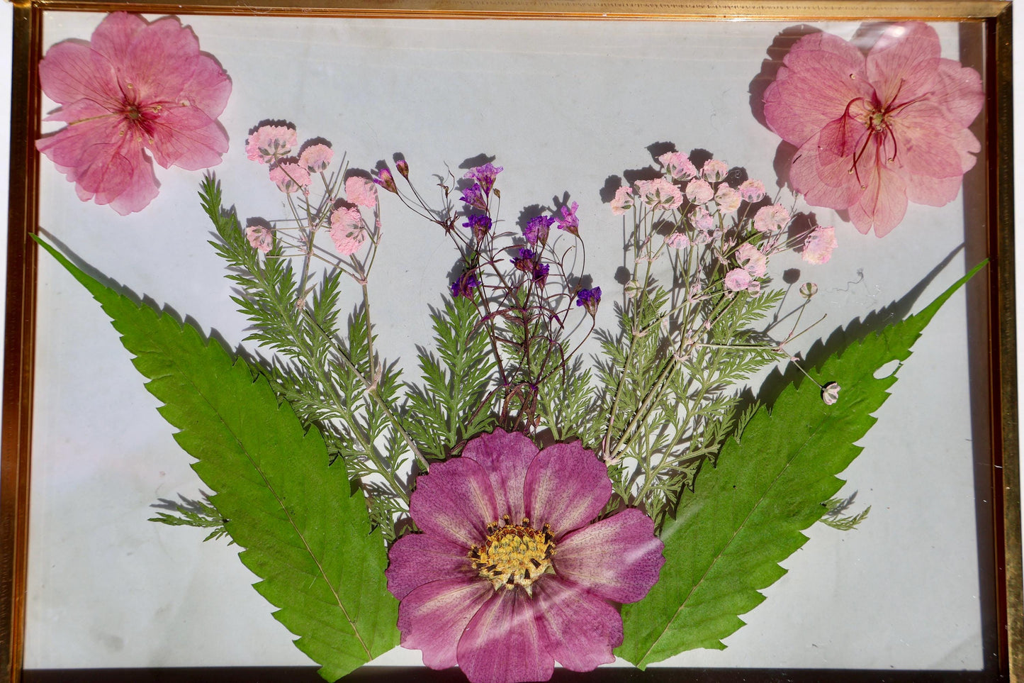 Custom Pressed Flower Polaroid Frame: Botanical Wall Art, Dried Wildflower Decor, Floral Gifts