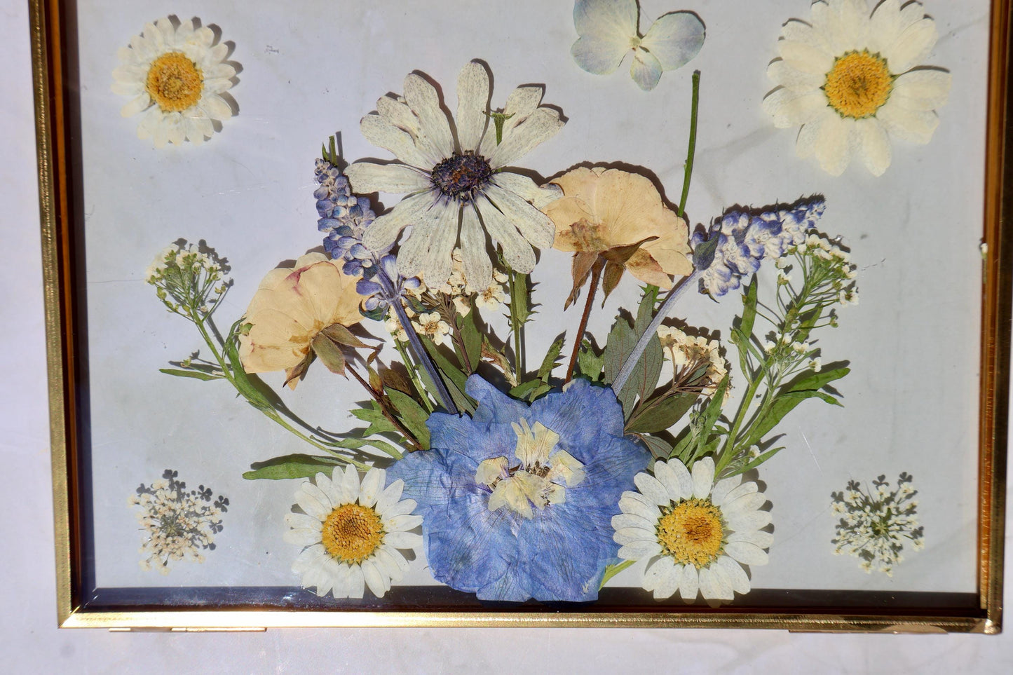 Custom Pressed Flower Polaroid Frame: Botanical Wall Art, Dried Wildflower Decor, Floral Gifts