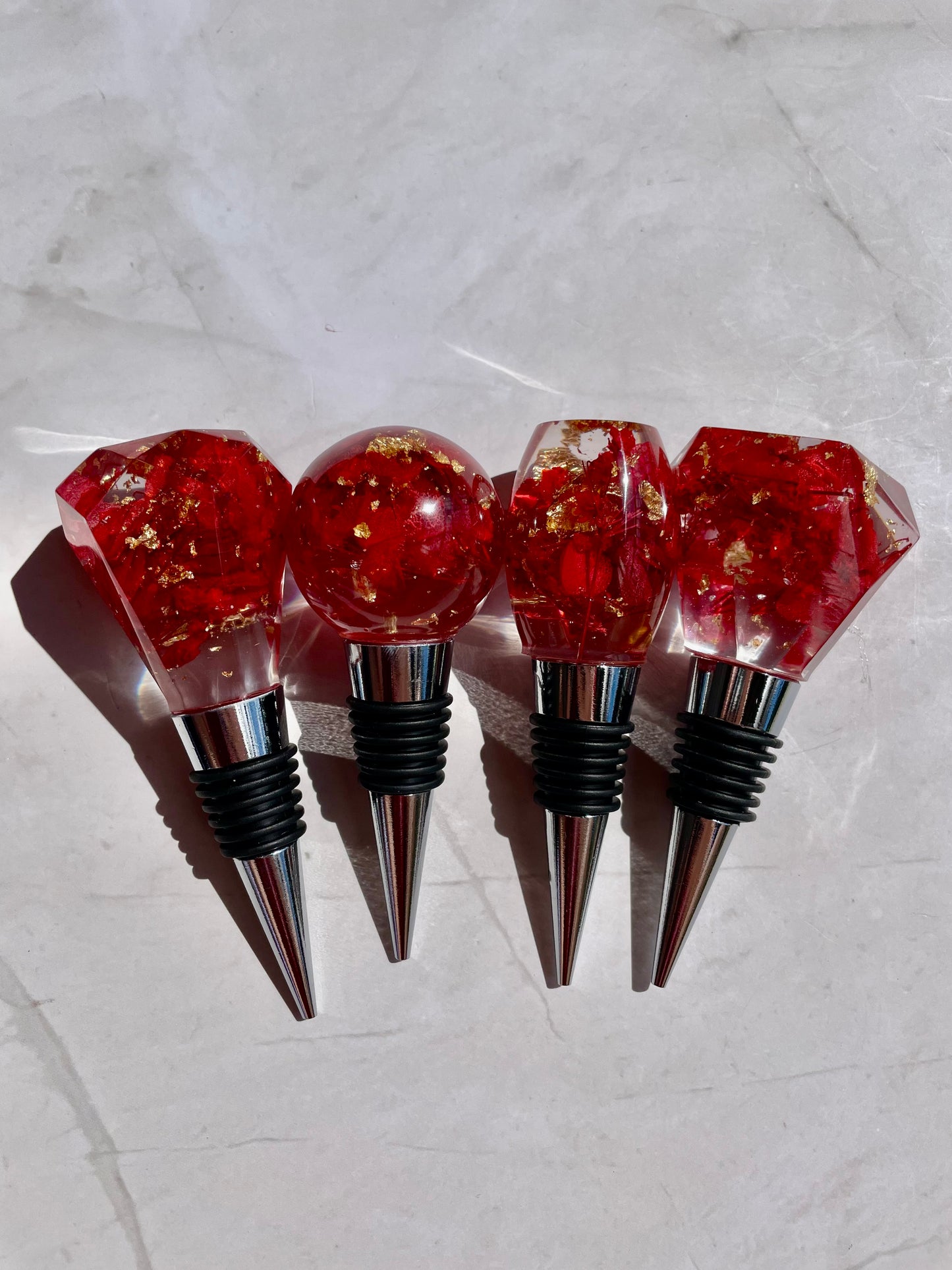 Dried Flower Wine Stopper | Resin Botanical Gift Barware | Handmade Floral Cork Topper | Wedding Favor