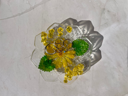 Custom Pressed Flower Trinket Tray: Botanical Decor, Floral Gift