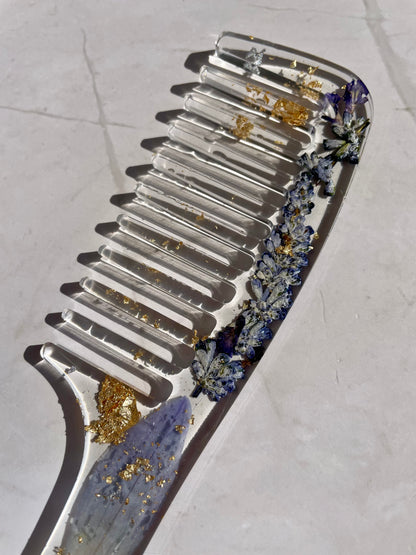 Pressed Flower Hair Comb: Floral Hair Accessory