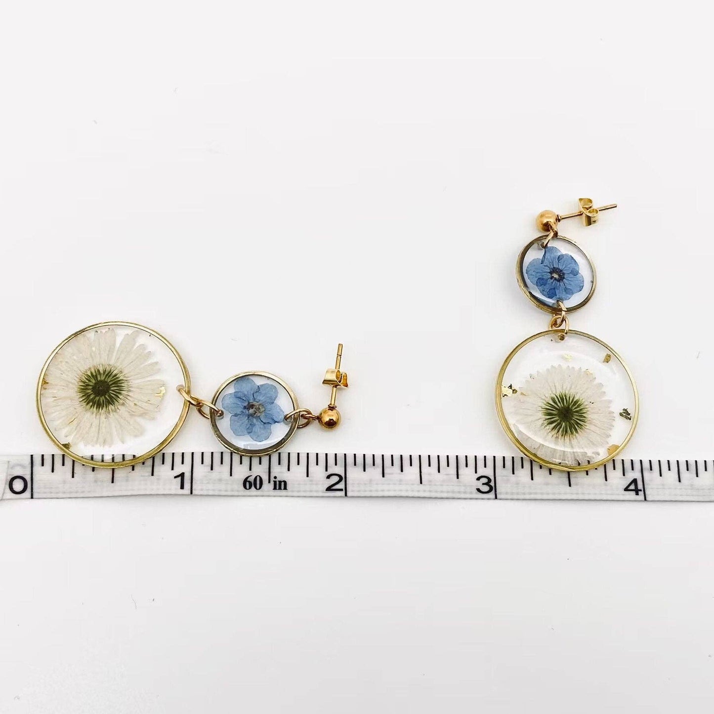 Leucanthemum paludosum Forget-Me-Not Circular Earring