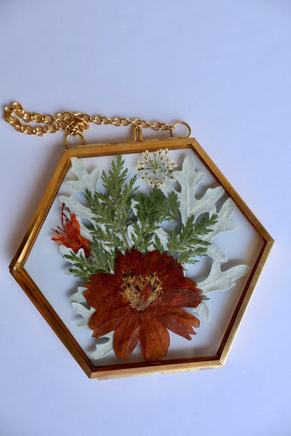Pressed Flower Frame: Botanical Decor, Floral Gift, Dried Flowers