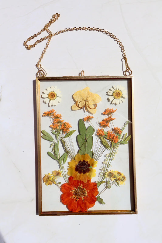 Custom Pressed Flower Polaroid Frame: Botanical Wall Art, Dried Wildflower Decor, Floral Gifts