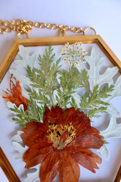 Pressed Flower Frame: Botanical Decor, Floral Gift, Dried Flowers