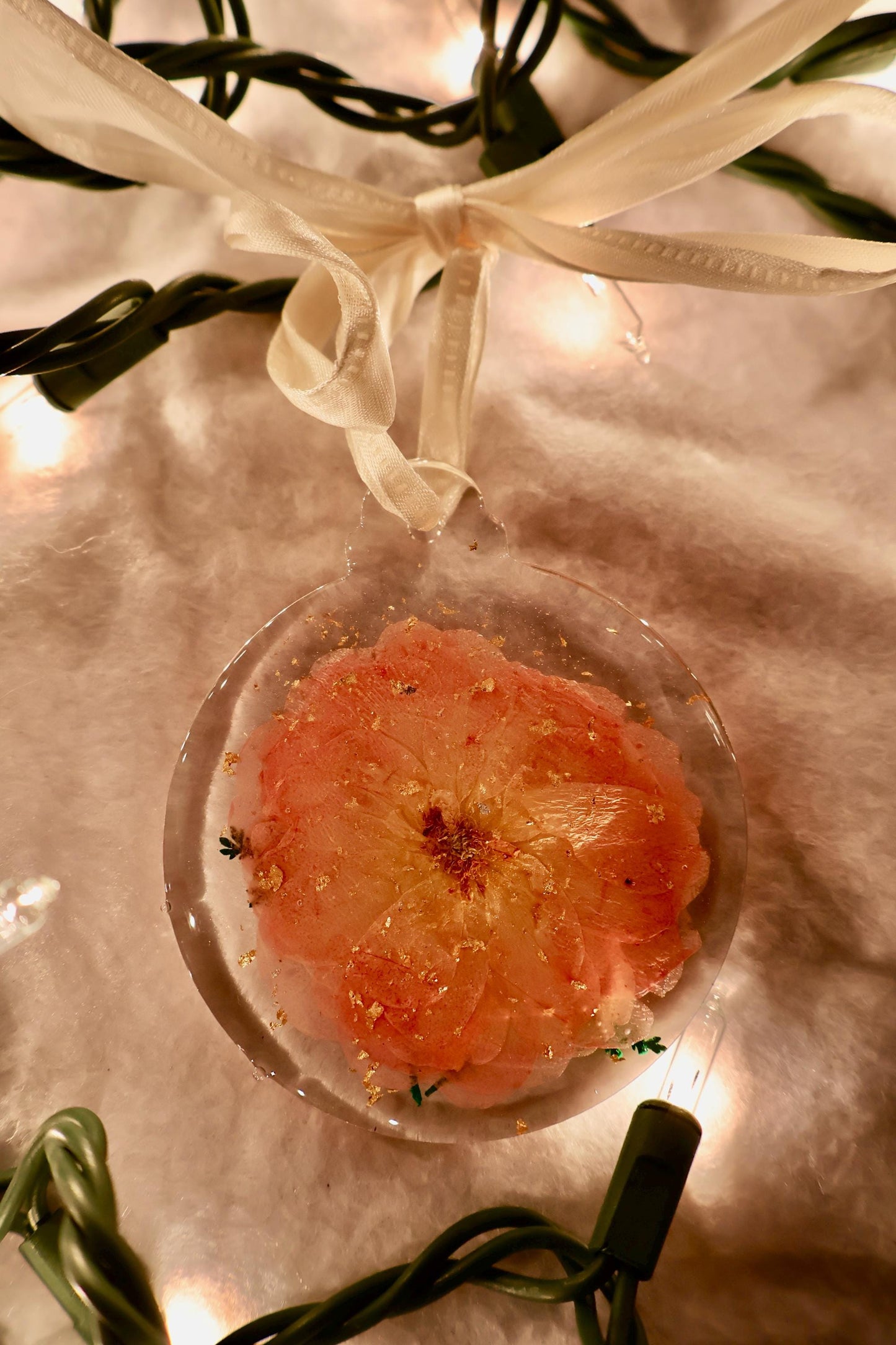 Pressed Flower Christmas Ornaments: Floral Christmas Gift