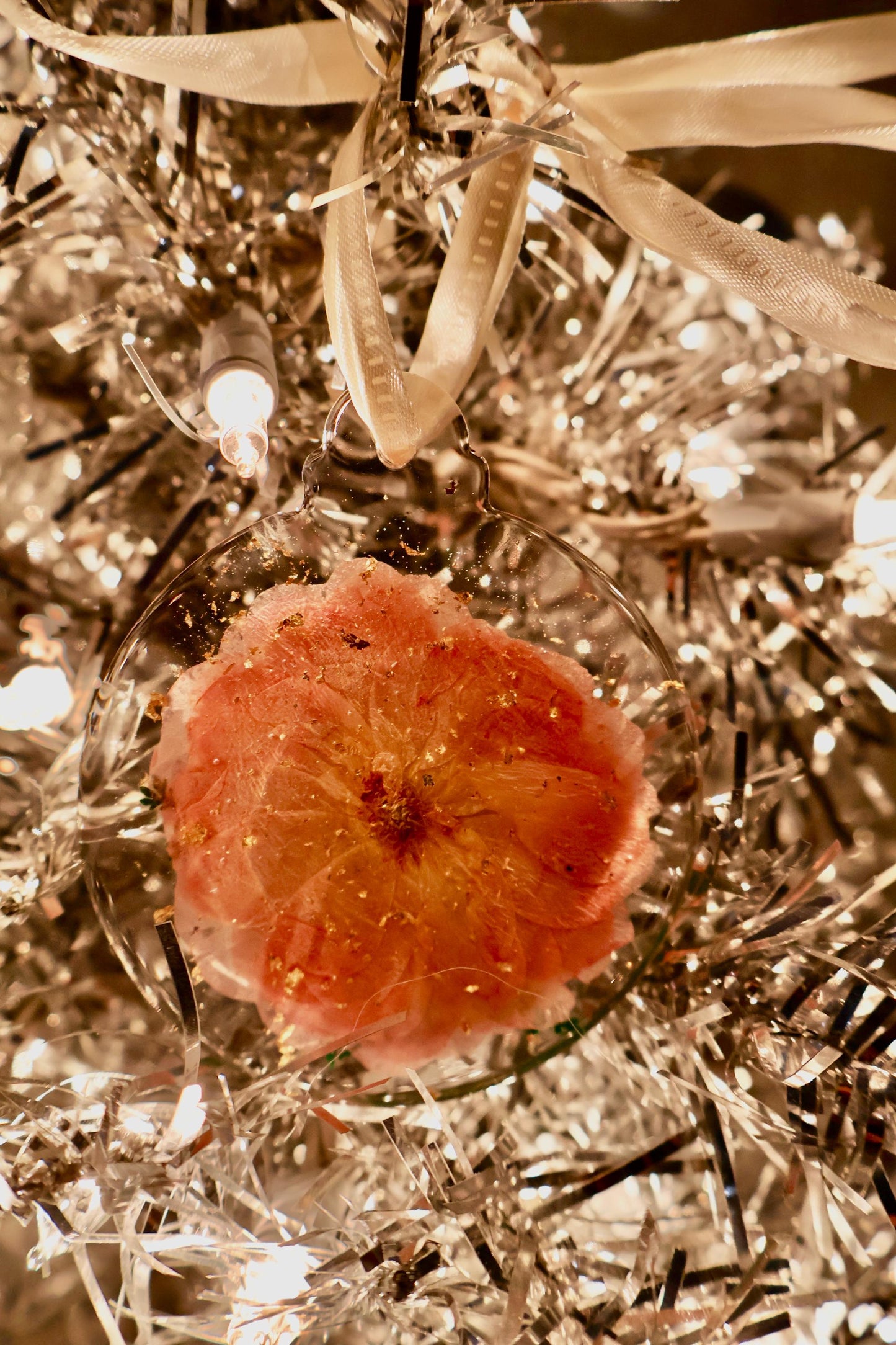 Pressed Flower Christmas Ornaments: Floral Christmas Gift