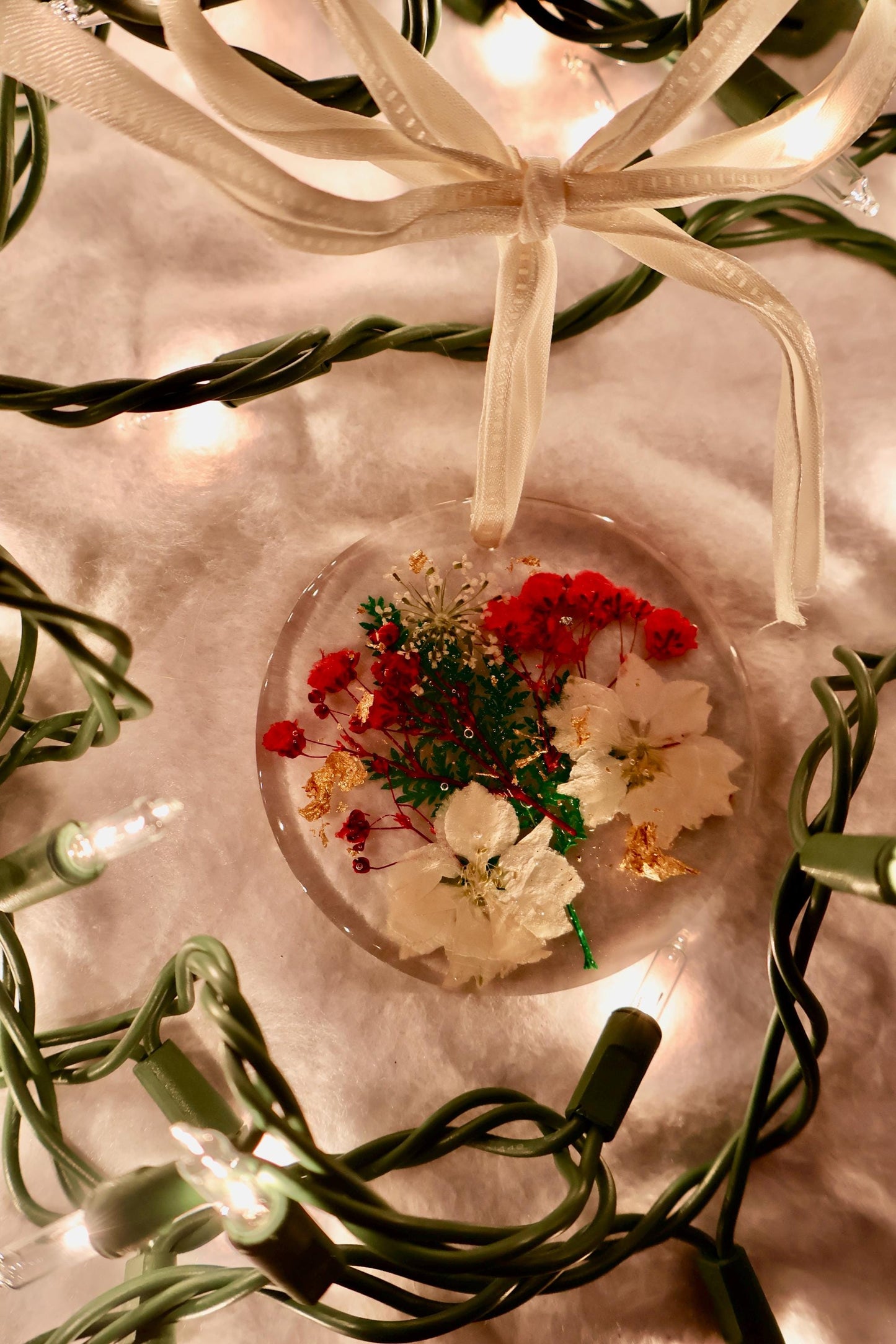 Pressed Flower Christmas Ornaments: Floral Christmas Gift